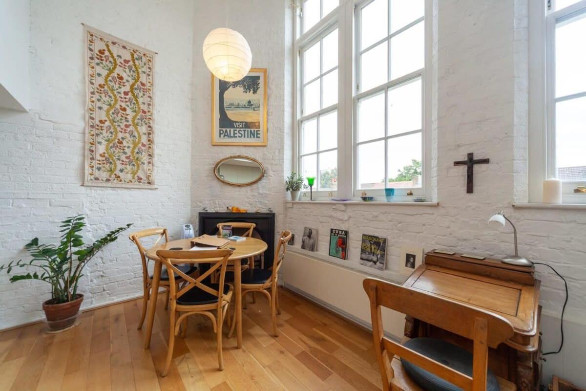 Charming 1 Bedroom Apartment In Old School House London Exterior photo
